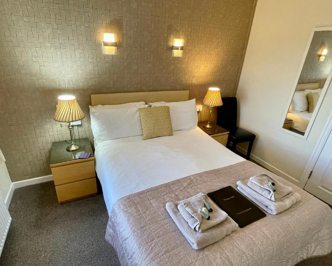 Windsor Park Hotel 黑潭 外观 照片